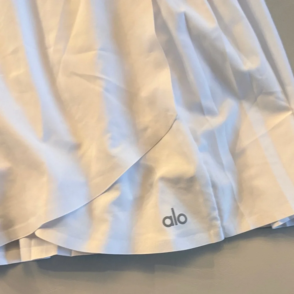 ALO Yoga White Mini Skirt